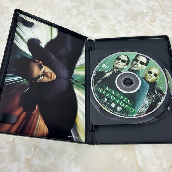 Matrix Trilogy DVD Set - Picture 9 of 16